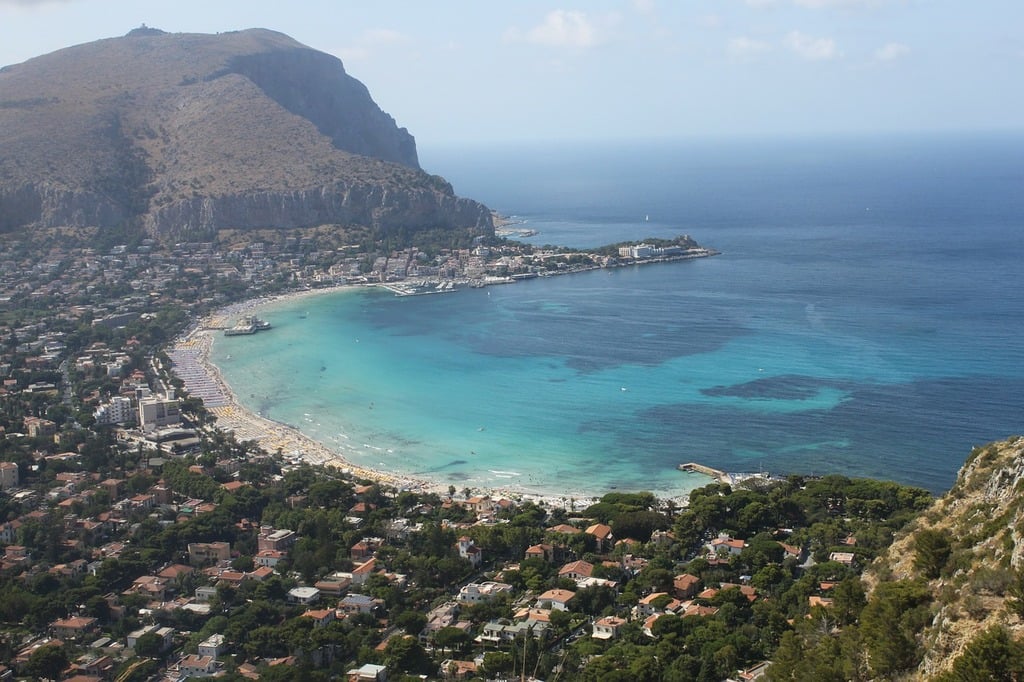 mondello_beach_palermo