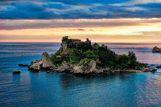 isola_bella_taormina_sicily