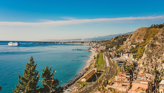 taormina_sicily_view_day_trip